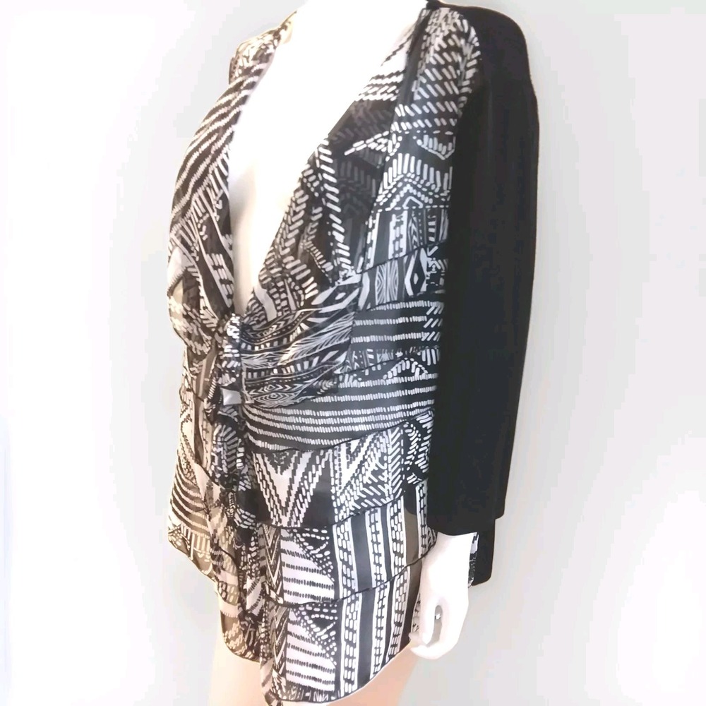TRAVELERS Chico's Jacket Blazer Size L or 2 Black White Geometric 3/4 Sleeve USA